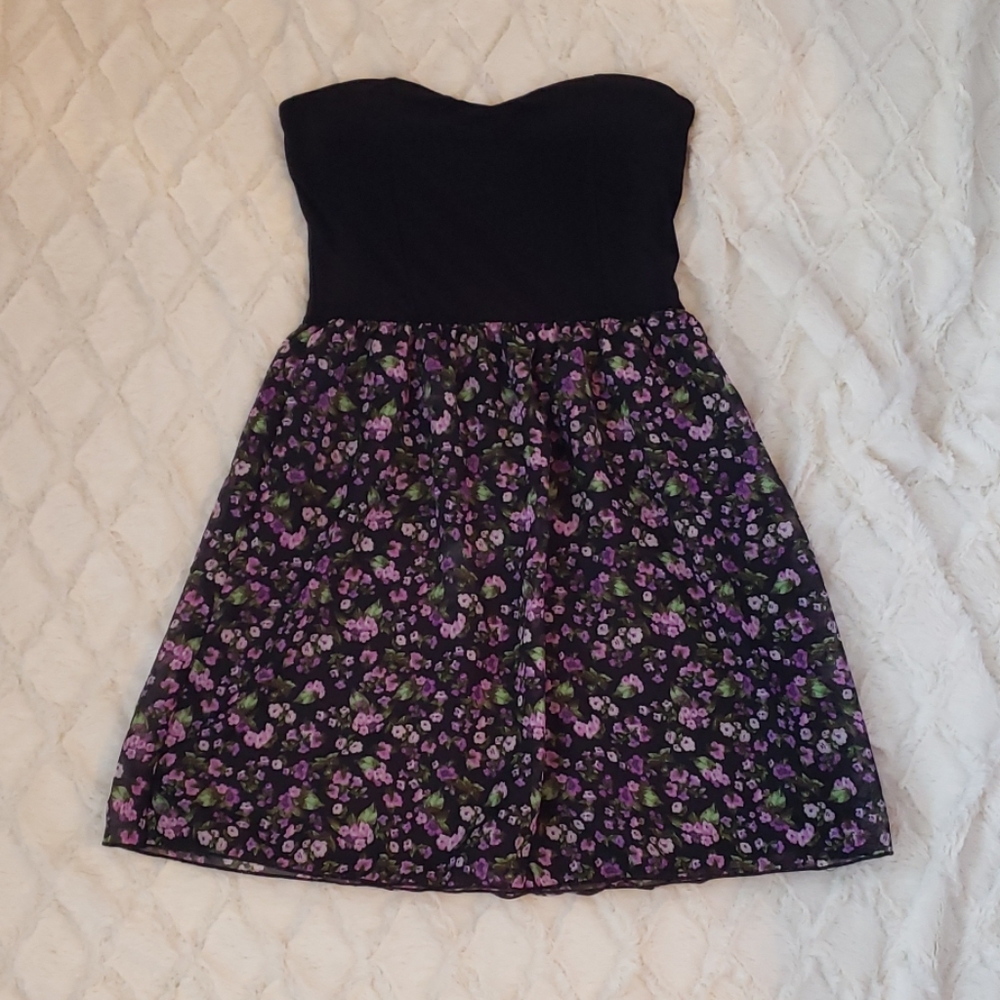 Black sleeveless dress with purple flowers!